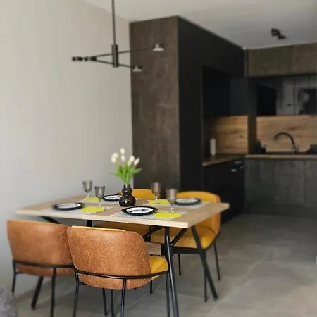 Apartament Ika Delux *